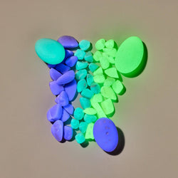 Super Bright Glow Pebbles - Green