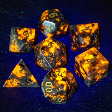Gemstone Dice Set Reactive UV Flame